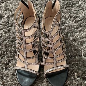 Italina heels size 7.5